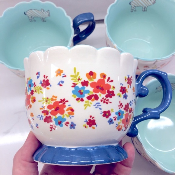 💯SOLD💯Urban market vintage style coffee or soup mugs. Four piece set - Picture 8 of 9